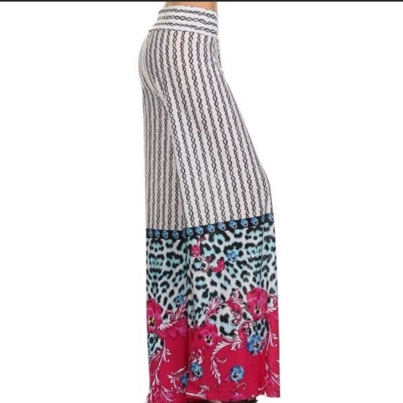 ♥️ 1 left ♥️ high waisted foldover Cheetah border - Picture 3 of 5